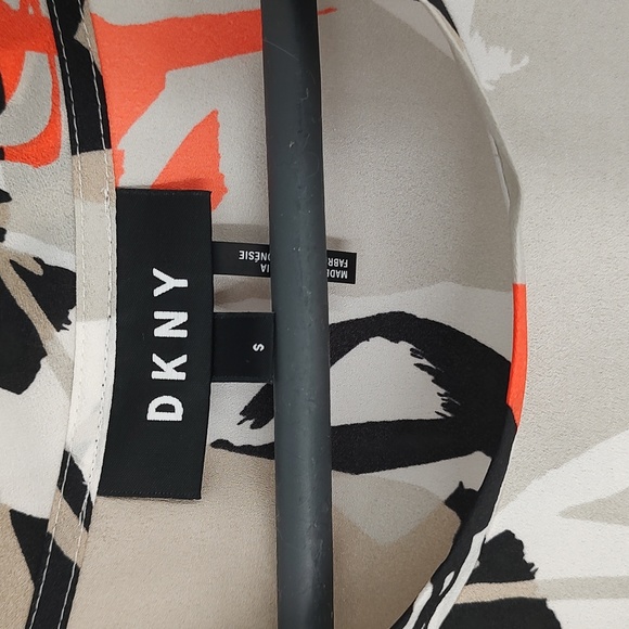 DKNY Short Sleeve Multi Print Top - Picture 3 of 4